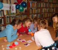 Andrzejkowe spotkanie z wróżbami.