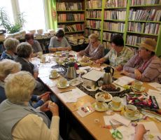 JAWORZYNKI ROBIĄ KARTKI.