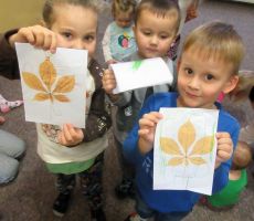 Z KSIĄŻKĄ DO PRZEDSZKOLA