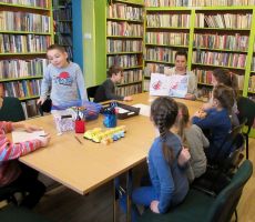 Drugi tydzień KOLOROWYCH FERII w bibliotece na Czarnym Potoku