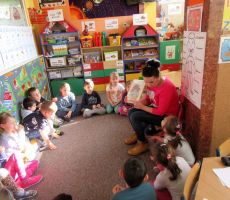 Z KSIĄŻKĄ DO PRZEDSZKOLA