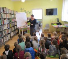 SPOTKANIE AUTORSKIE Z ZOFIĄ STANECKĄ W BIBLIOTECE W TYLICZU