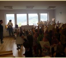 SPOTKANIE AUTORSKIE Z ZOFIĄ STANECKĄ W PRZEDSZKOLU NA UL. ŹRÓDLANEJ