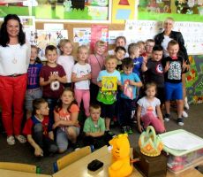 Z KSIĄŻKĄ DO PRZEDSZKOLA