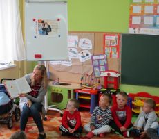 „ACH JAK GORĄCO!!” – ZAJĘCIA W PRZEDSZKOLU W MUSZYNCE