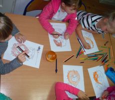 Spotkanie klubu książki w przedszkolu