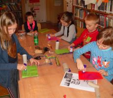 „Tajemnica, czyli nieznajomy z internetu”