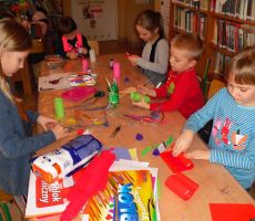 „Tajemnica, czyli nieznajomy z internetu”