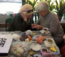 SZYDEŁKOWANIE W BIBLIOTECE NA ŹRÓDLANEJ