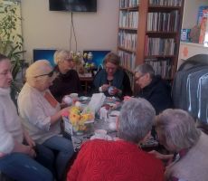 WARSZTATY WIELKANOCNE W BIBLIOTECE NA ŹRÓDLANEJ