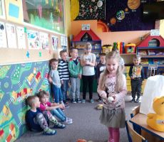 Z książką do przedszkola