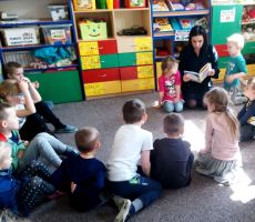 Z książką do przedszkola