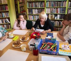 SKARPEKOWE WARSZTATY KAMISHIBAI W FILII NA CZARNYM POTOKU