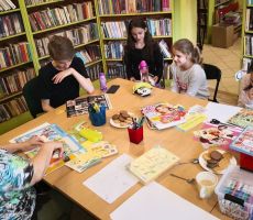 SKARPEKOWE WARSZTATY KAMISHIBAI W FILII NA CZARNYM POTOKU