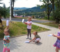 Maja i czerwony balonik