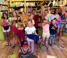 Wielkie kolorowe ryby w filii na Czarnym Potoku