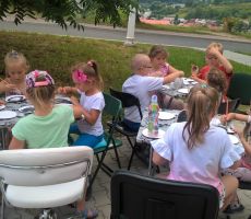 CZWARTY TYDZIEŃ WAKACJI Z BIBLIOTEKA NA ŹRÓDLANEJ