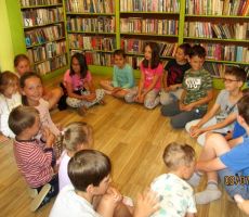 Kolorowe wakacje z Biblioteką na Czarnym Potoku