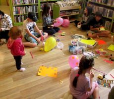 Kolorowe wakacje z Biblioteką na Czarnym Potoku