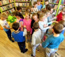 Przedpołudnie w bibliotece na Czarnym Potoku