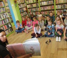 Przedpołudnie w bibliotece na Czarnym Potoku