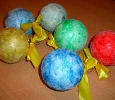 Czar bombki z bałwankiem