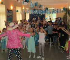 Bal karnawałowy u Elsy i Anny