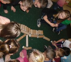 DKK DLA PRZEDSZKOLA I DINOZAURY