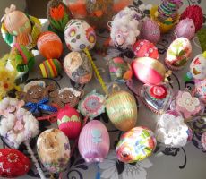 ŚRODA Z PASJAMI Z OZDOBAMI WIELKANOCNYMI