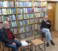 Nie pisze się po nic….