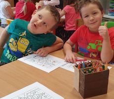 ŚWIĄTECZNE ZAJĘCIA W PRZEDSZKOLU NA ŹRÓDLANEJ