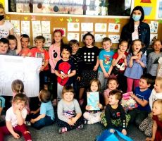 Z książką do przedszkola. Rodzina jest najważniejsza.