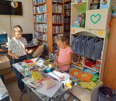 EKO-KULTURALNI TWORZĄ ŚCIEŻKI SENSORYCZNE