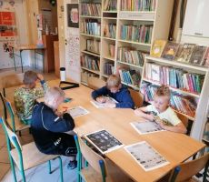 „Śmiecio-Potwór atakuje Berest”, czyli wakacyjne rysowanie komiksów