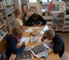 „Śmiecio-Potwór atakuje Berest”, czyli wakacyjne rysowanie komiksów