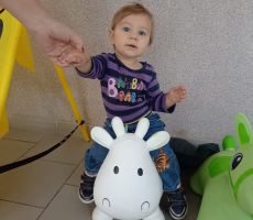 Warsztaty kroju i szycia w bibliotece w Tyliczu