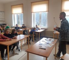 Obchodzimy Światowy Dzień Ziemi w szkole w Polanach