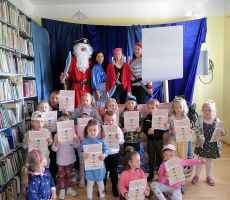 Pirackie pasowanie na czytelnika w Tyliczu