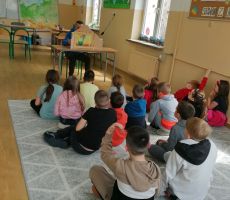 Kle! Kle! Kle! Czyli kolonia bocianów w Mochnaczce Niżnej