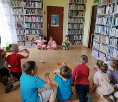 „Z książką od Papirusu do gigabajtów”