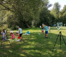 Wakacyjne zajęcia w plenerze