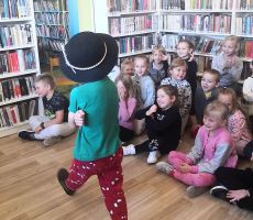 Przedszkolaki z Czarnego Potoku poznają polskich poetów - Wanda Chotomska