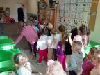 Jesienne harce i wygibasy w przedszkolu „Przystań”