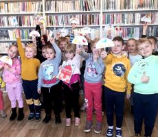 Przedszkolaki z Czarnego Potoku poznają polskich poetów - Agnieszka Frączek