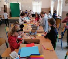 Warsztaty tradycyjnych ozdób świątecznych w Tyliczu