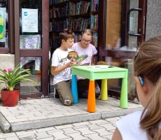 ZAJĘCIA WAKACYJNE NA ŹRÓDLANEJ