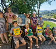 WAKACYJNE ZAJĘCIA W BIBLIOTECE NA ŹRÓDLANEJ