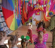 Cyrkowe DKK i zabawa karnawałowa w Tyliczu