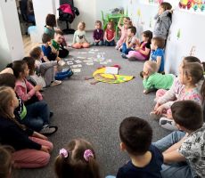 Z książką do przedszkola - O wiośnie, kurczętach i wielkanocnych świętach