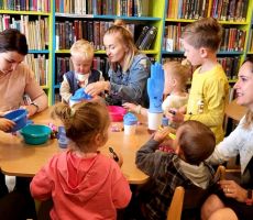 Puciowe harce z malcem w Filii1 - Pucio umie mówić